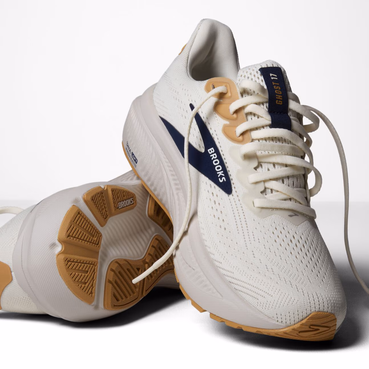 110442-174-y-ghost-17-mens-neutral-cushion-running-shoe