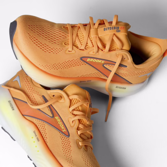 110445-821-y-glycerin-22-mens-dynamic-cushion-road-running-shoe