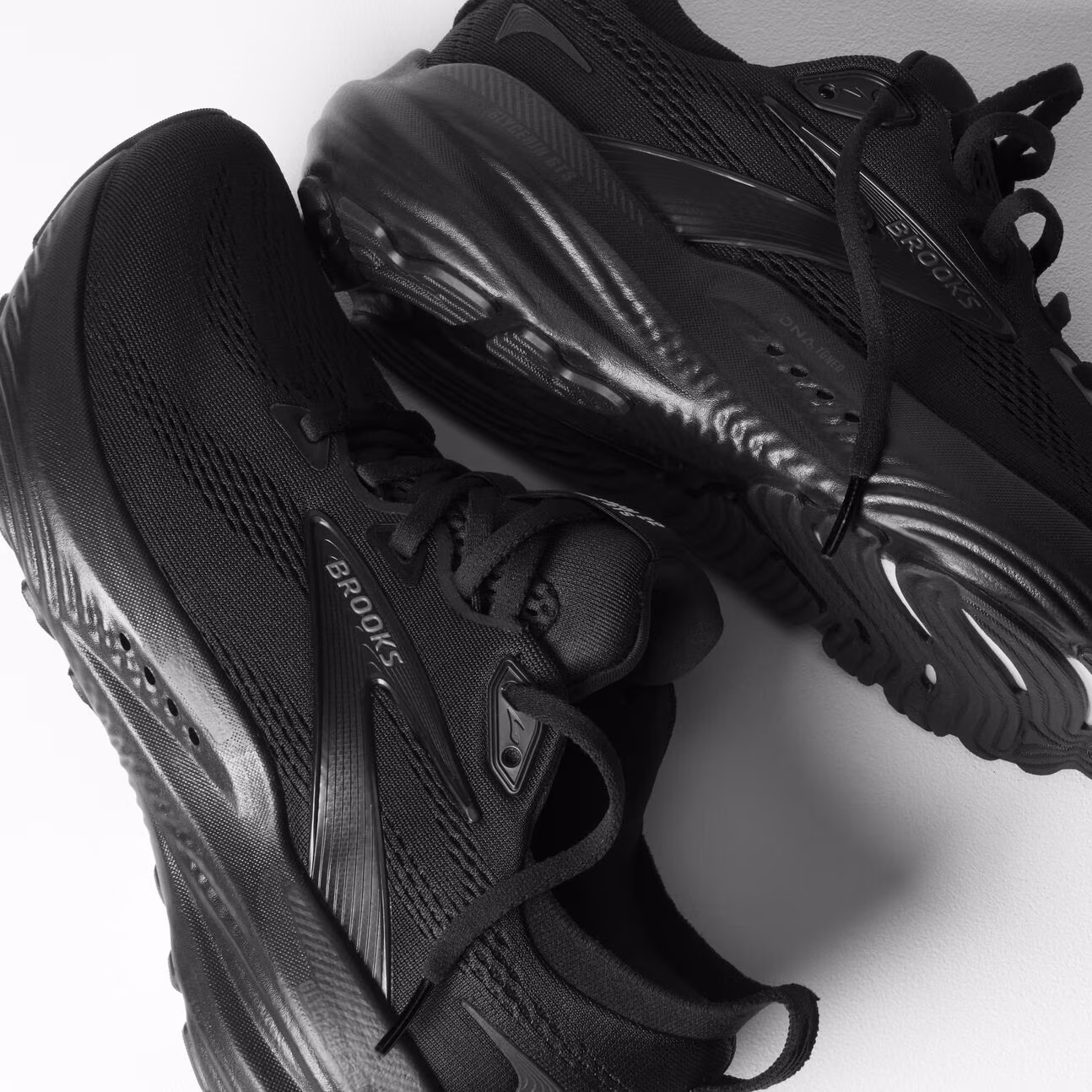 110446-020-y-glycerin-gts-22-mens-supportive-cushion-road-running-shoe