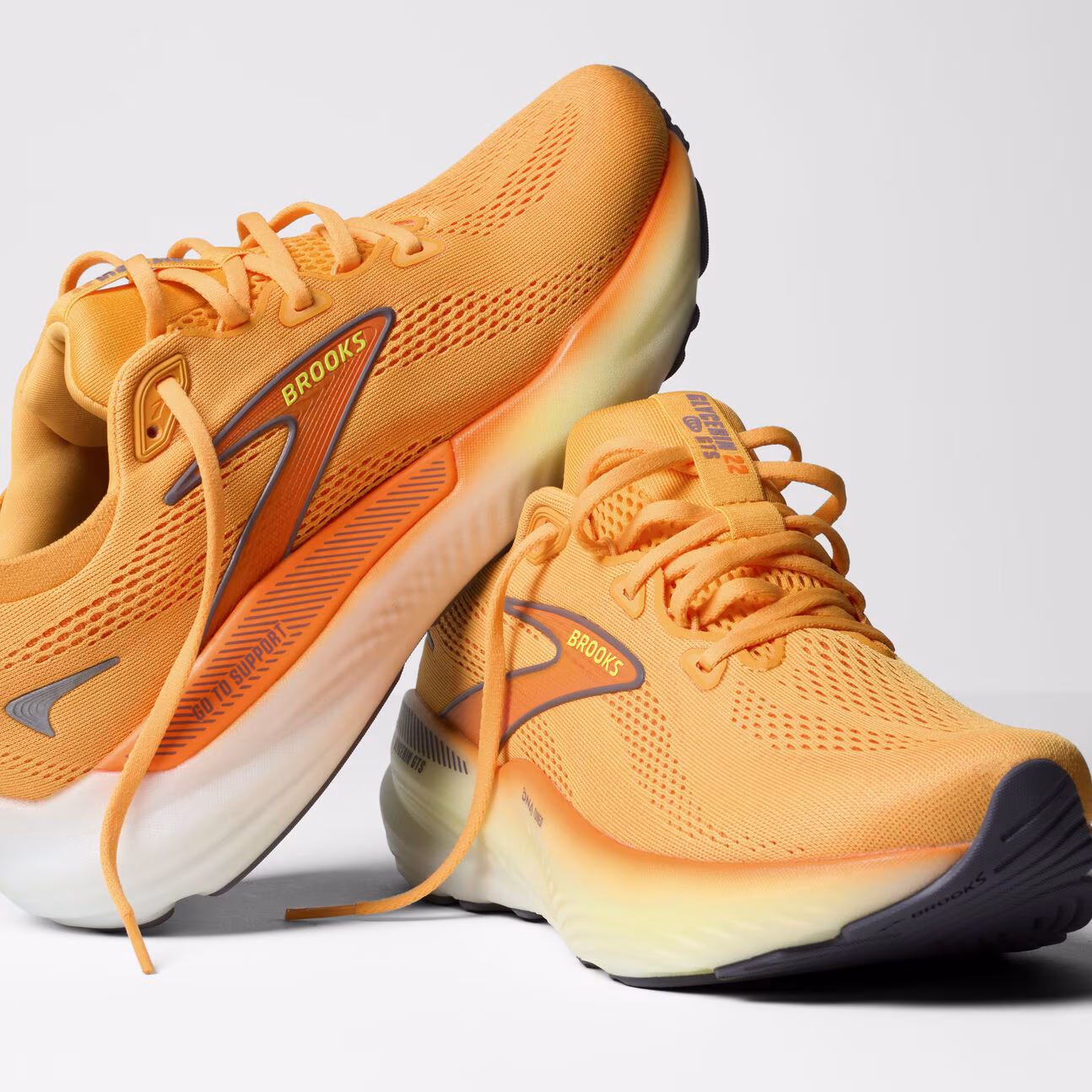 110446-821-y-glycerin-gts-22-mens-supportive-cushion-road-running-shoe