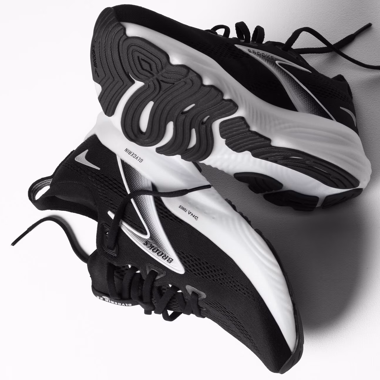 120434-090-y-glycerin-22-womens-dynamic-cushion-road-running-shoe