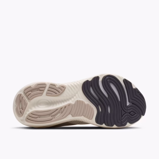 120434-126-s-glycerin-22-womens-dynamic-cushion-road-running-shoe